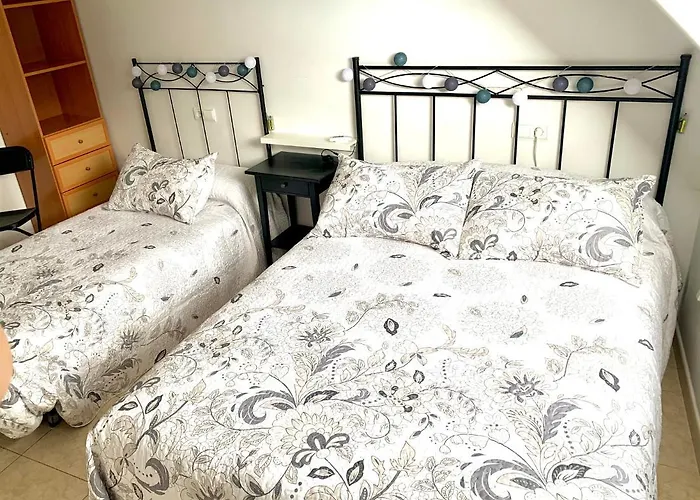 Apartamento A 50 M De Playa-Jardin. Boiro
