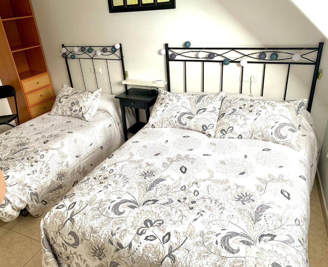 Apartment A 50 M De Playa-jardin. Boiro